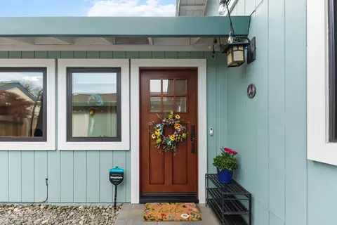 Entry Way - 3216 Oyster Bay Ave, Davis, CA 95616 photo 1 of 4