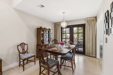 Dining - 3216 Oyster Bay Ave, Davis, CA 95616 photo 1 of 4