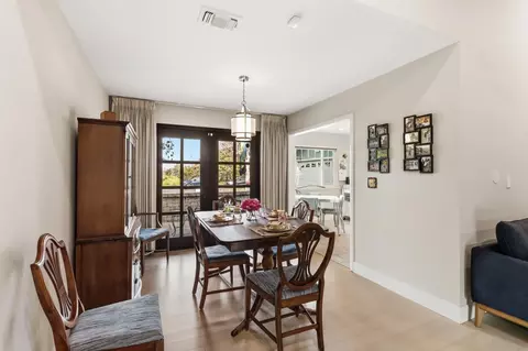 Dining - 3216 Oyster Bay Ave, Davis, CA 95616 photo 2 of 4
