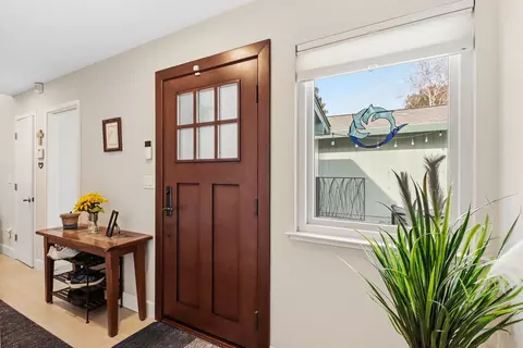 Entry Way - 3216 Oyster Bay Ave, Davis, CA 95616 photo 2 of 4