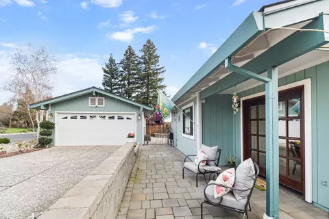 Exterior - 3216 Oyster Bay Ave, Davis, CA 95616 photo 3 of 29
