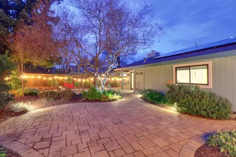 Exterior - 3216 Oyster Bay Ave, Davis, CA 95616 photo 23 of 29