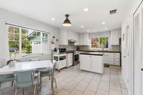 Kitchen - 3216 Oyster Bay Ave, Davis, CA 95616 photo 1 of 8