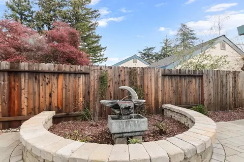 Exterior - 3216 Oyster Bay Ave, Davis, CA 95616 photo 6 of 29
