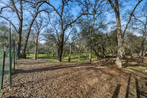 Exterior - 6348 Horseshoe Bar Rd, Loomis, CA 95650 photo 27 of 31