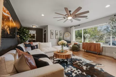 Living - 6348 Horseshoe Bar Rd, Loomis, CA 95650 photo 4 of 5