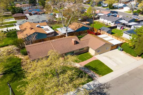 View/Area - 1465 Franklin Ave, Tracy, CA 95376 photo 4 of 10