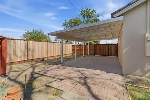 Exterior - 1465 Franklin Ave, Tracy, CA 95376 photo 4 of 6