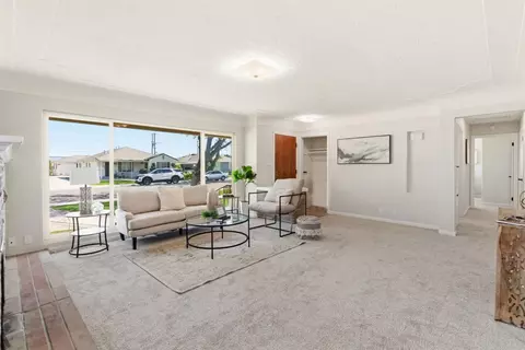 Living - 1465 Franklin Ave, Tracy, CA 95376 photo 4 of 5