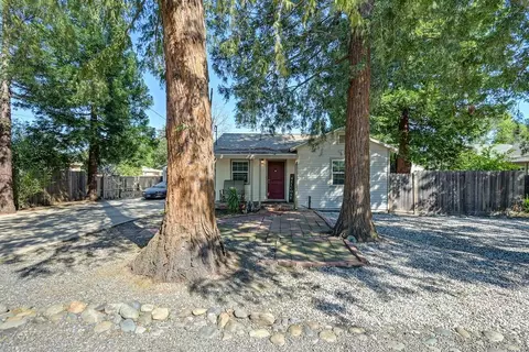 2836 Randolph Ave, Carmichael, CA 95608