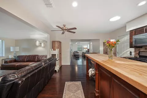 Entry Way - 2836 Randolph Ave, Carmichael, CA 95608 photo 4 of 5