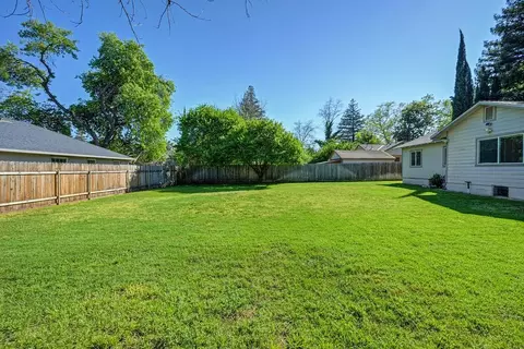 Exterior - 2836 Randolph Ave, Carmichael, CA 95608 photo 13 of 16