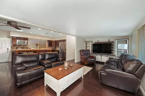 Living - 2836 Randolph Ave, Carmichael, CA 95608 photo 3 of 4