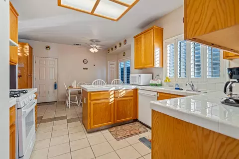 Kitchen - 2909 Kingman Ct, Modesto, CA 95355 photo 1 of 4