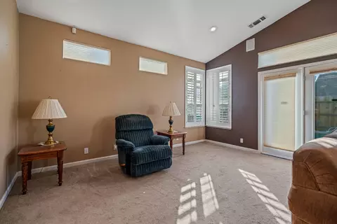 Living - 2909 Kingman Ct, Modesto, CA 95355 photo 2 of 4