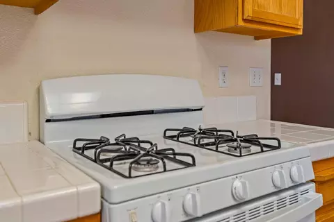 Kitchen - 2909 Kingman Ct, Modesto, CA 95355 photo 4 of 4