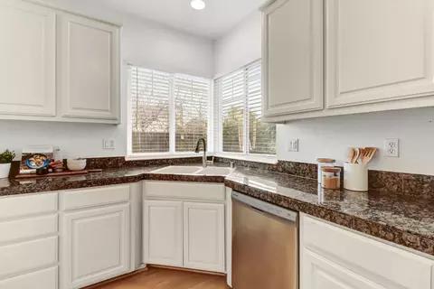 3180 Albany Cir, Davis, CA 95618 photo 18