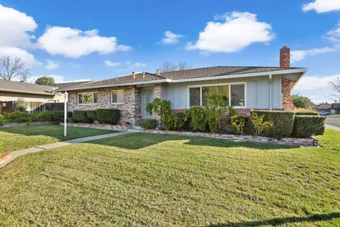8402 Roxburgh Way, Stockton, CA 95209