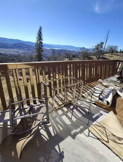 Exterior - 26761 Deertrail Dr, Tehachapi, CA 93561 photo 1 of 2