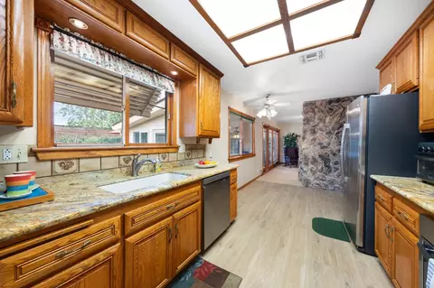6606 Rexford Way, Carmichael, CA 95608 photo 10