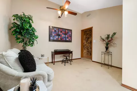 6606 Rexford Way, Carmichael, CA 95608 photo 3
