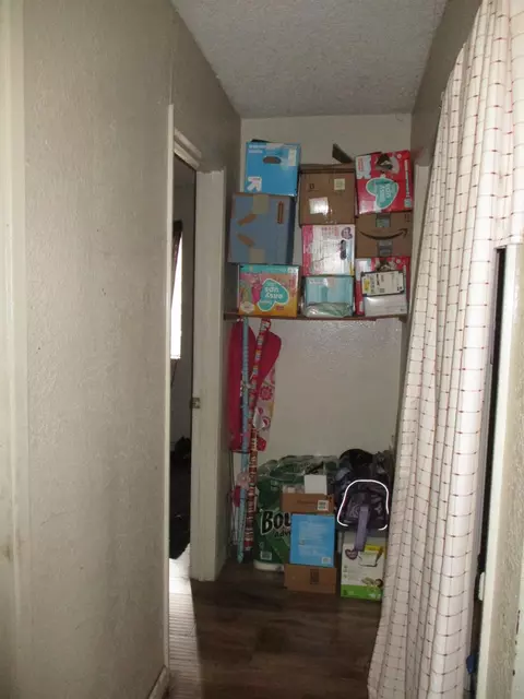 Entry Way - 1237 E Hazelton, Stockton, CA 95205 photo 1 of 1
