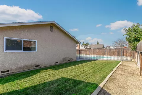 1208 Ojai Ln, Modesto, CA 95355 photo 43