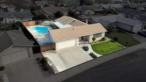 1208 Ojai Ln, Modesto, CA 95355 photo 2