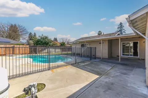 1208 Ojai Ln, Modesto, CA 95355 photo 37