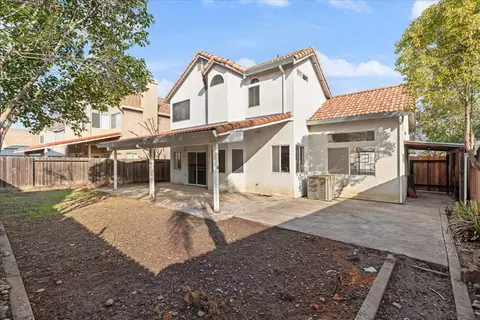 Exterior - 3624 Effingham Ln, Modesto, CA 95357 photo 9 of 9