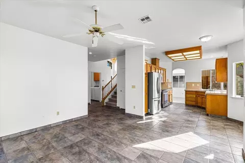 Living - 3624 Effingham Ln, Modesto, CA 95357 photo 11 of 11