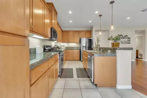 Kitchen - 2993 Essie Pl, Modesto, CA 95355 photo 2 of 2