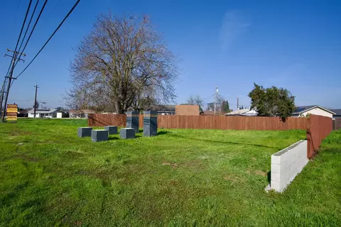2310 Main St, Escalon, CA 95320 photo 12