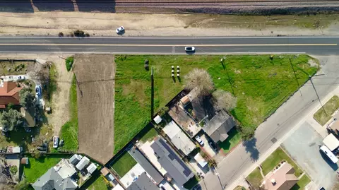 2310 Main St, Escalon, CA 95320 photo 6