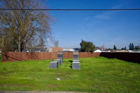 2310 Main St, Escalon, CA 95320 photo 11