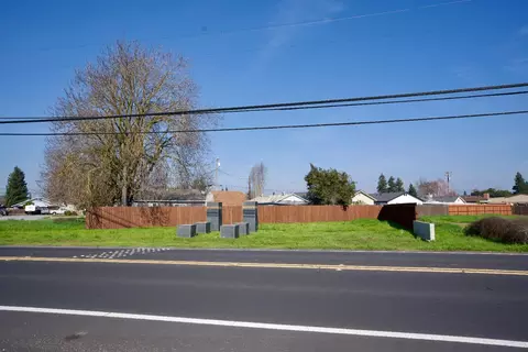 2310 Main St, Escalon, CA 95320 photo 14
