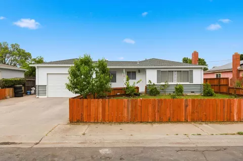 Exterior - 120 Westgate Dr, Williams, CA 95987 photo 2 of 7