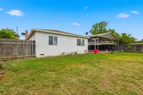 Exterior - 120 Westgate Dr, Williams, CA 95987 photo 6 of 7