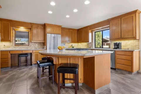 Kitchen - 19909 E Comstock Rd, Linden, CA 95236 photo 2 of 3