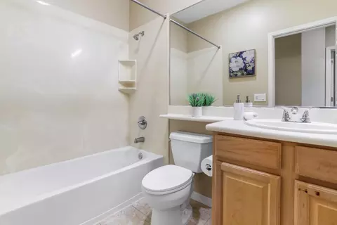 Bath - 690 Claridad Loop, Milpitas, CA 95035 photo 3 of 3
