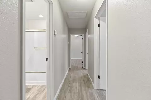 Entry Way - 2613 Mill Oak Dr, Modesto, CA 95355 photo 3 of 3