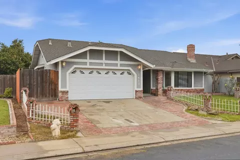 Exterior - 2613 Mill Oak Dr, Modesto, CA 95355 photo 6 of 6
