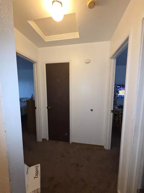 Entry Way - 573 North St, Corning, CA 96021 photo 3 of 4