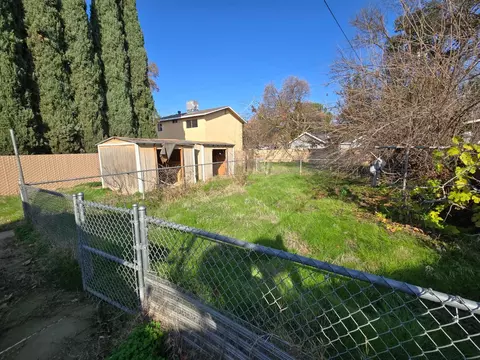 319 W 22nd St, Merced, CA 95340 photo 5
