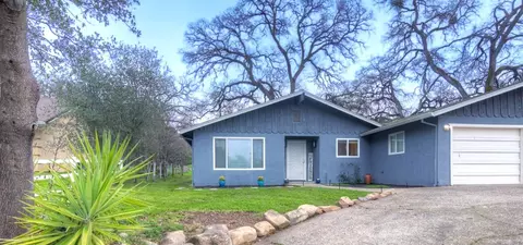 7535 Baldwin St, Valley Springs, CA 95252