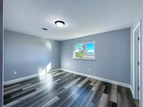 Bedroom - 4804 Powerline Rd, Olivehurst, CA 95961 photo 4 of 8