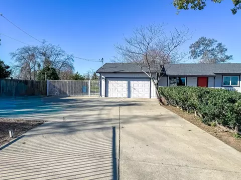 Exterior - 4804 Powerline Rd, Olivehurst, CA 95961 photo 6 of 23