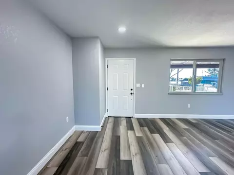 Entry Way - 4804 Powerline Rd, Olivehurst, CA 95961 photo 1 of 2