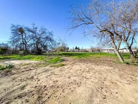 Exterior - 4804 Powerline Rd, Olivehurst, CA 95961 photo 21 of 23