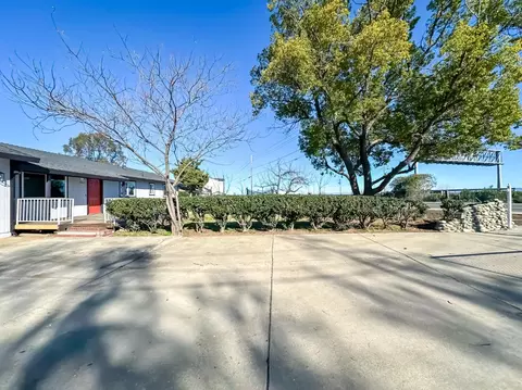 Exterior - 4804 Powerline Rd, Olivehurst, CA 95961 photo 9 of 23